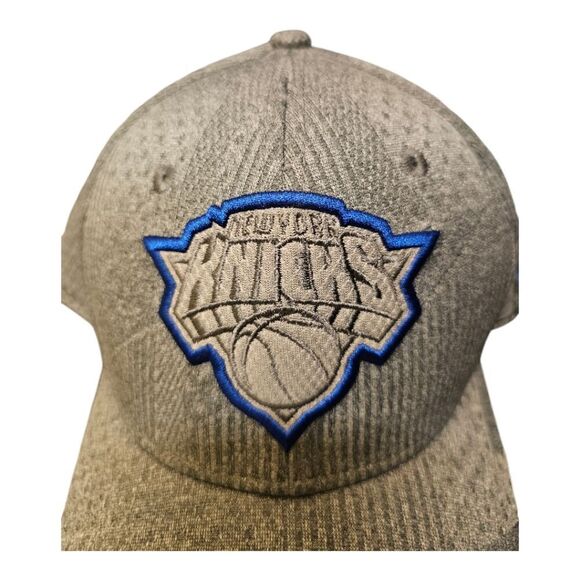 NEW ERA New York Knicks Gray Training Series 9FIFTY 950 Snapback Hat NBA - Picture 3 of 7